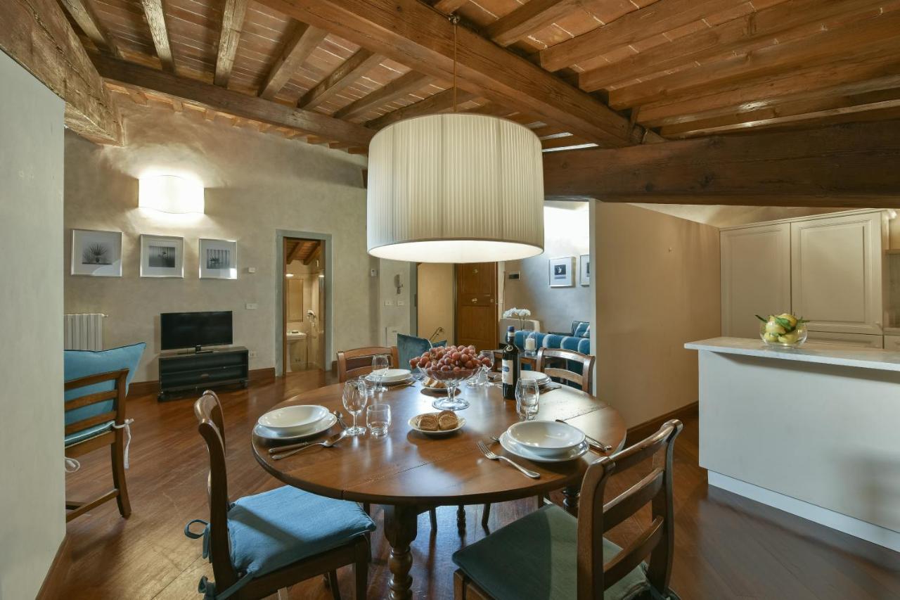 Tiepolo Romantic Penthouse In The Oltrarno Florenz