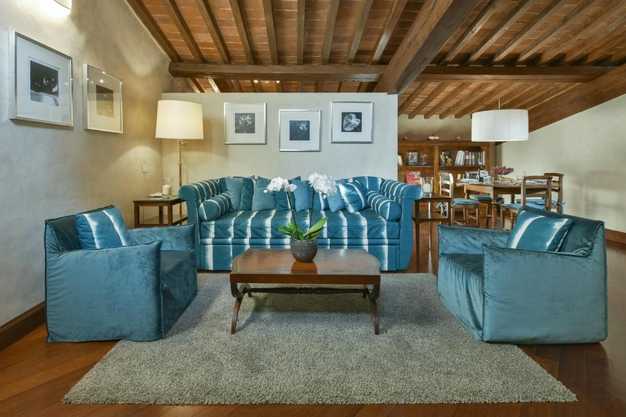 Apartamento Tiepolo Romantic Penthouse In The Oltrarno